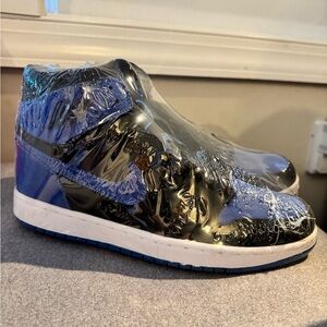 Nike Men's Black and Blue High-Top Sneakers